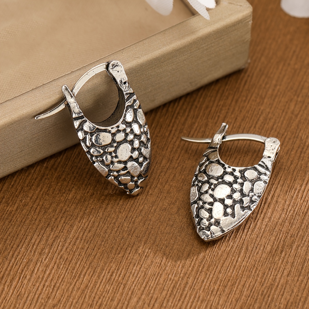 Women's Bohemian Irregular Pebble Texture Earrings, Casual Pendant